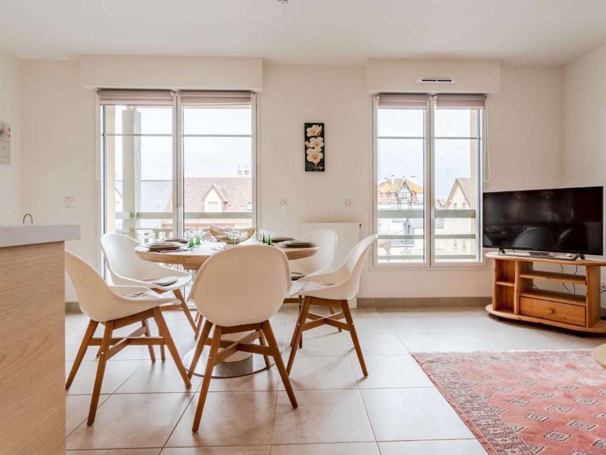 Apartment Les Arts-1 By Interhome Deauville Luaran gambar