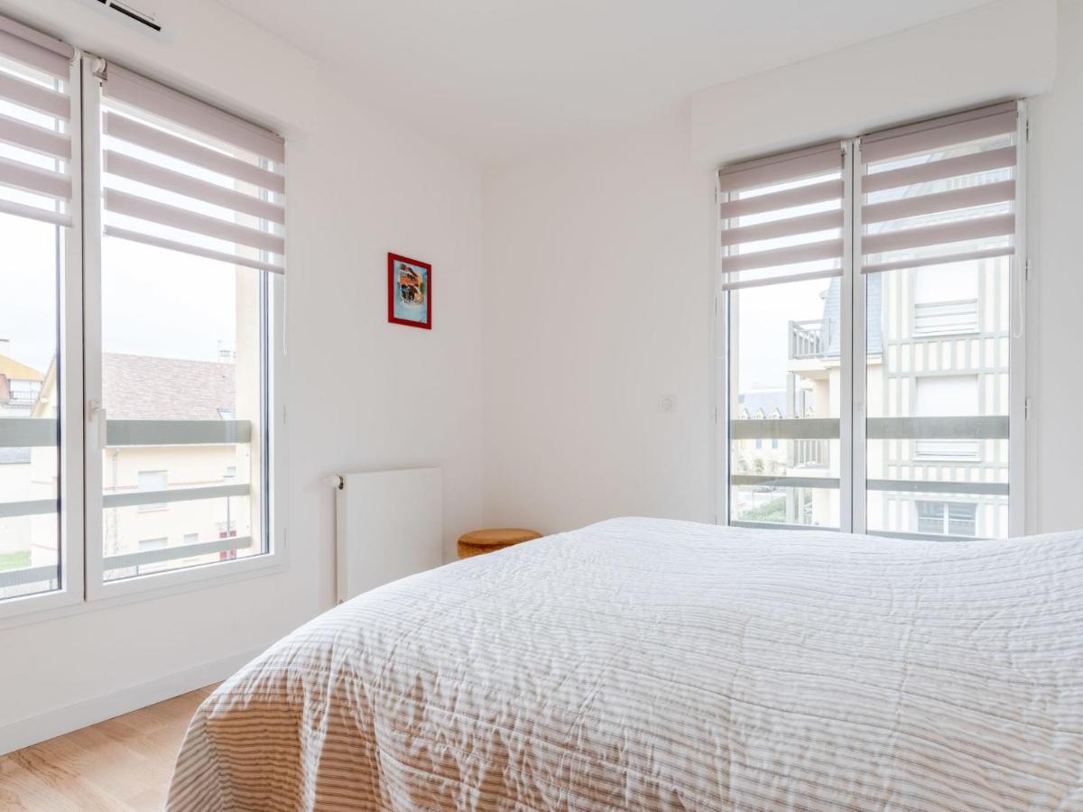 Apartment Les Arts-1 By Interhome Deauville Luaran gambar
